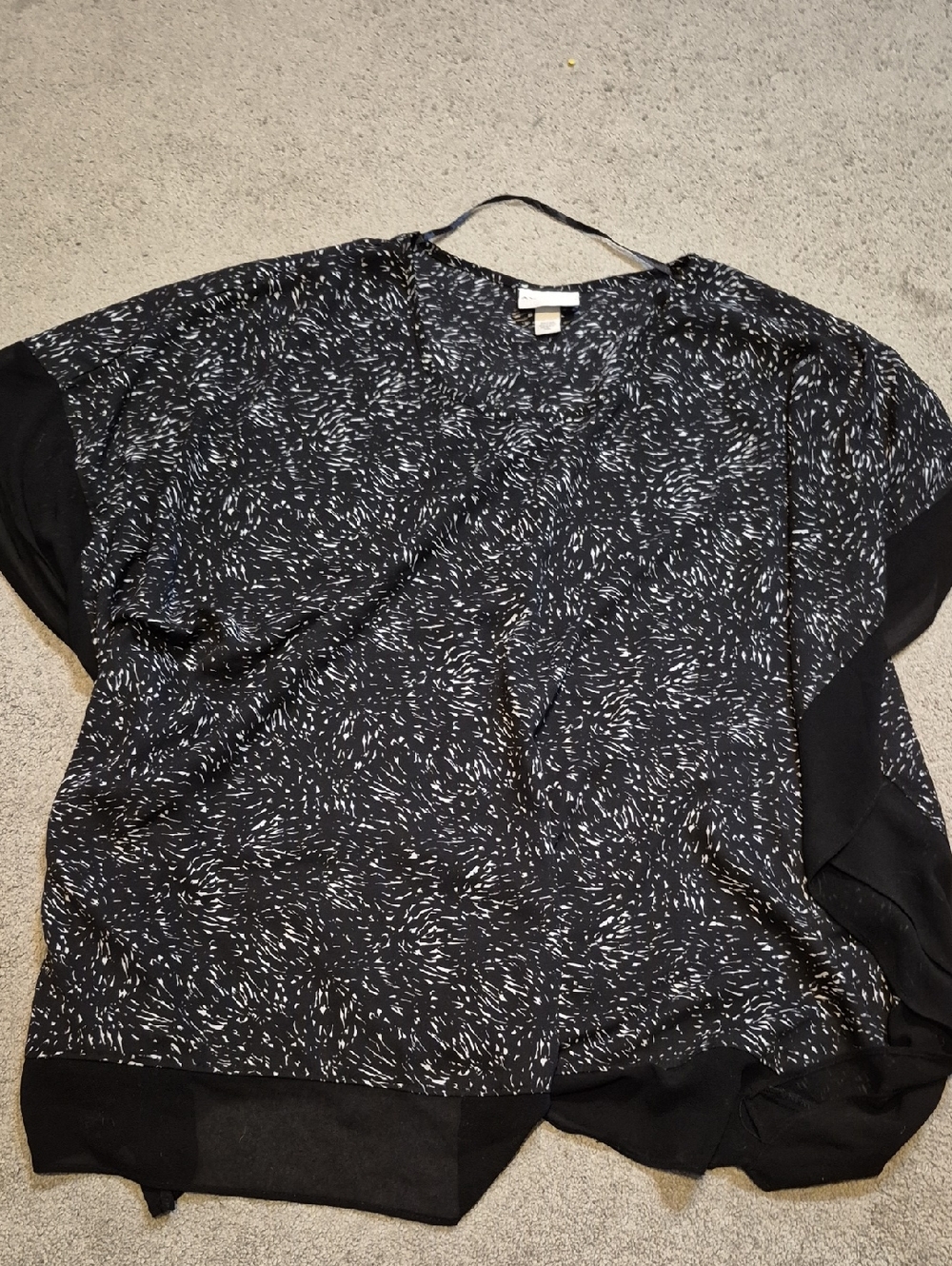 Ava & Viv Black Blouson Batwing Speckled Top